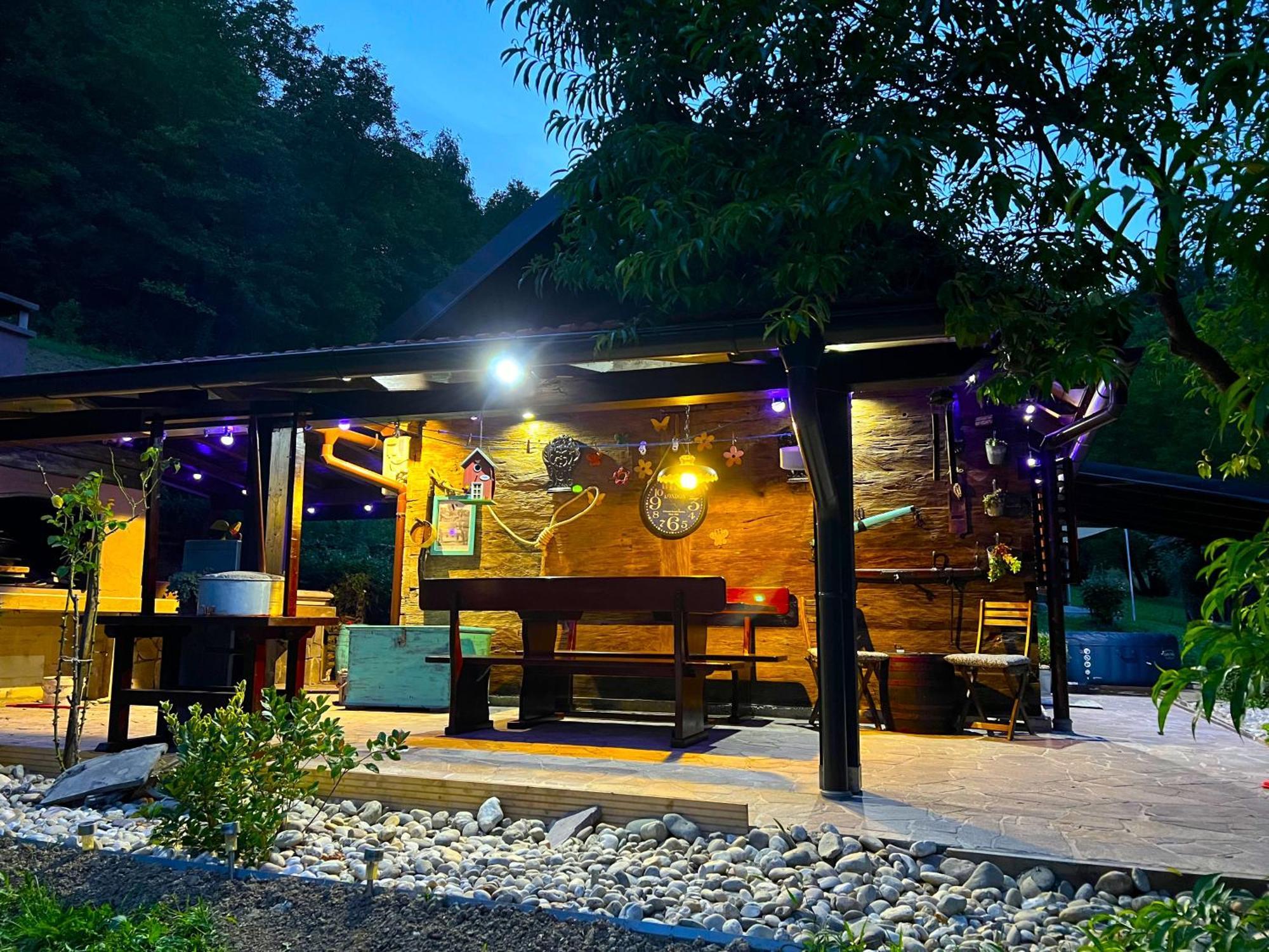 Villa Pepeljuga Kuca Za Odmor Vizovlje Exteriér fotografie